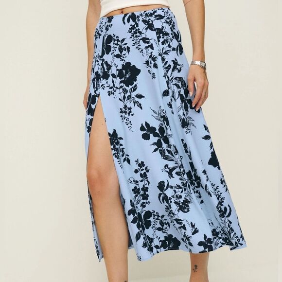 Reformation Dresses & Skirts - NWT Reformation Zoe Side Slit Floral Skirt in Beatriz